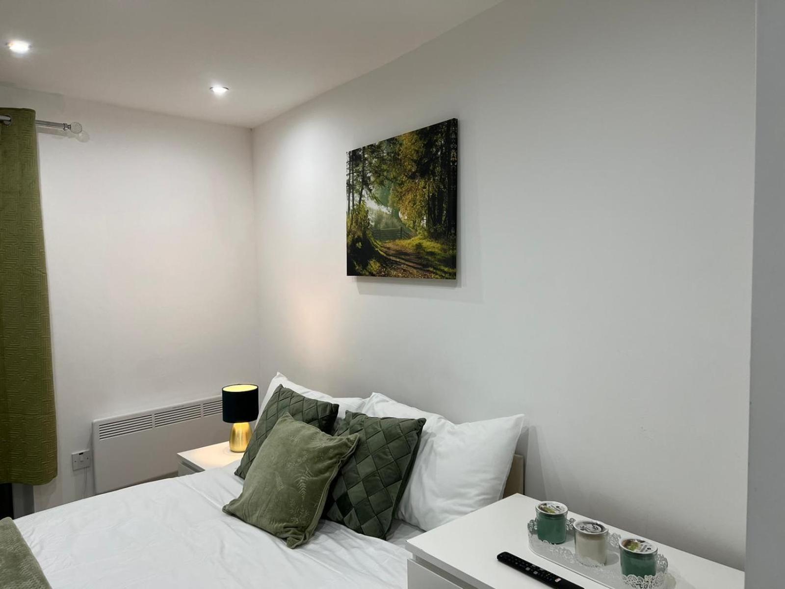 Central Harrow Cozy Apartment With Free Parking Harrow on the Hill Δωμάτιο φωτογραφία