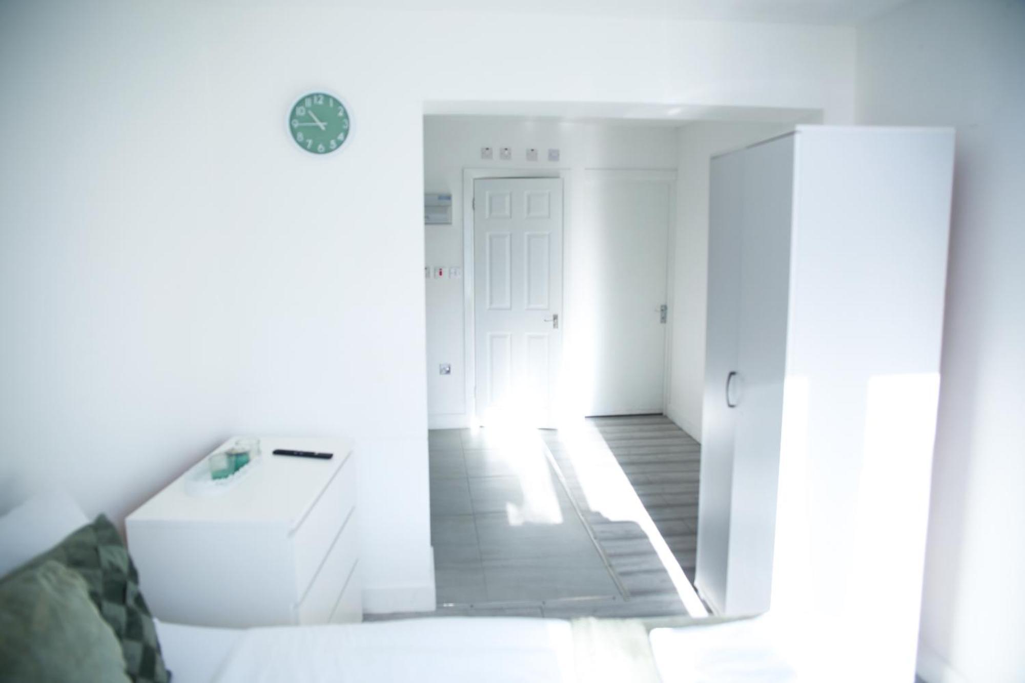 Central Harrow Cozy Apartment With Free Parking Harrow on the Hill Δωμάτιο φωτογραφία